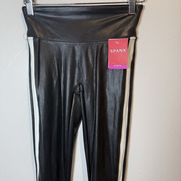 Spanx Faux Leather Stripe Leggings Size XS NWT Vegan - Picture 2 of 16